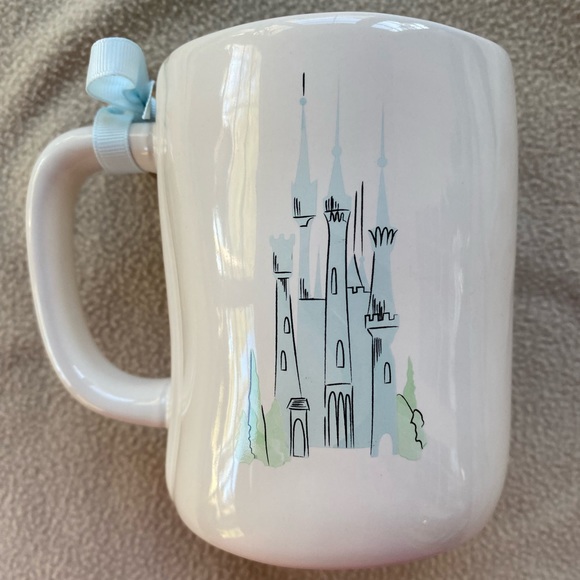 SOLD! Dunn Disney🏰Princess Artesian Collection”A Dream Come True!”Double Sided - Picture 3 of 10